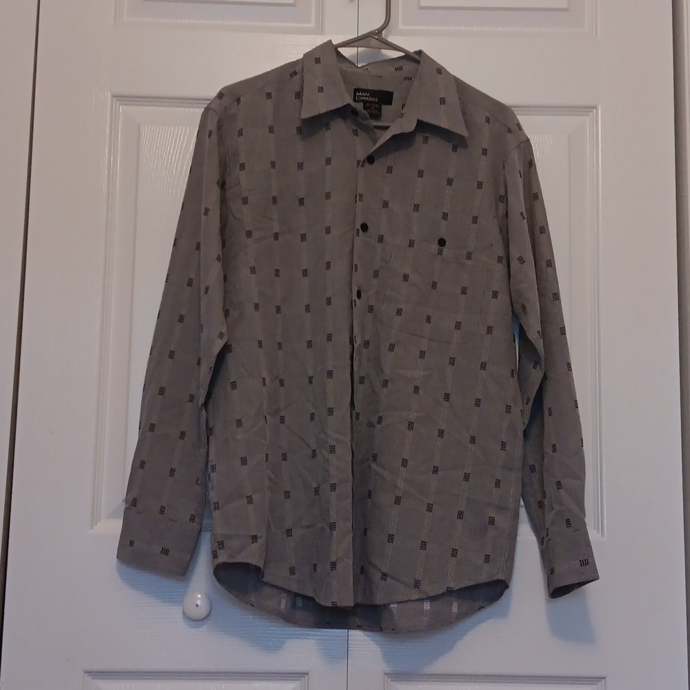 Marc & Edwards  Gray Patterned Dress Shirt Butt Up With Front Pocket Size M.